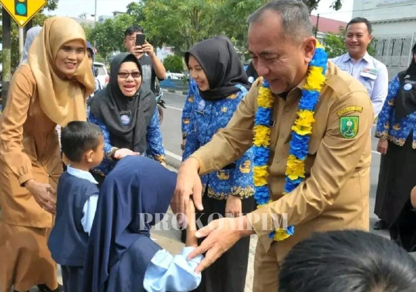 Buka Festival Literasi 2023, Wabup Junaidi Apresiasi Langkah Perpustakaan Inhu