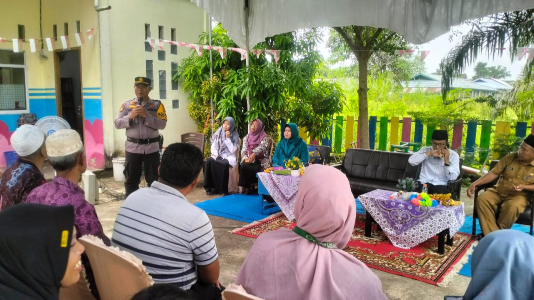 Polsek Tempuling Gelar Silaturahmi dan Sambang Guna Amankan Kampanye Pilkada Serentak 2024