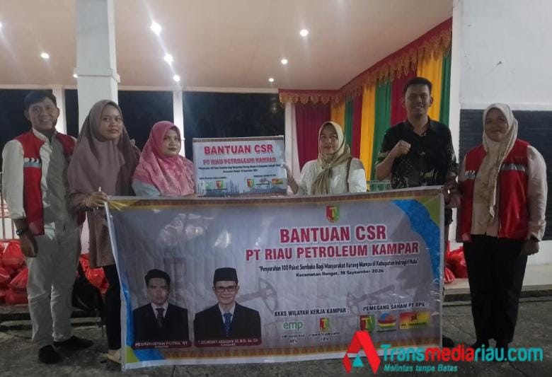 PT Riau Petroleum Kampar bersama PT EMP Energi Riau Serahkan 100 Paket Sembako untuk Anak Yatim di Rengat