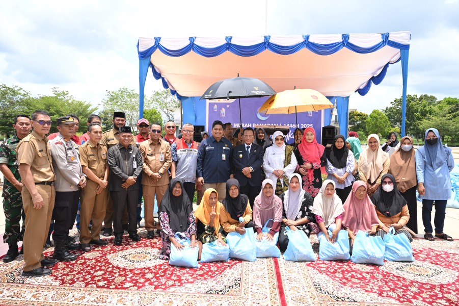 Bupati Rohil Buka Secara Resmi Kegiatan Pasar Murah PT. PHR di Kecamatan Bangko