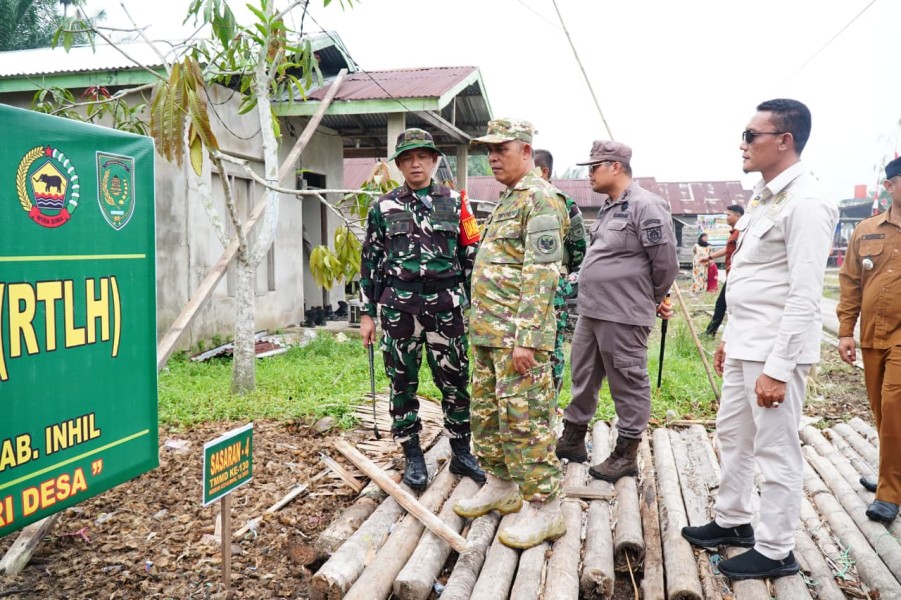 Sinergi Membangun Desa, Bupati dan Dandim Tinjau Sasaran RTLH TMMD ke-130 di Desa Kuala Lemang