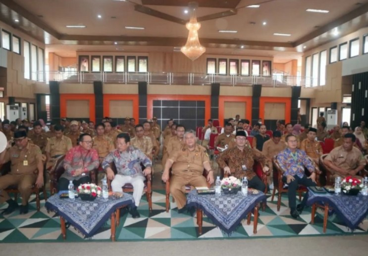 Bupati Inhil Hadiri Workshop Evaluasi Pengelolaan Keuangan Dan Pembangunan Desa