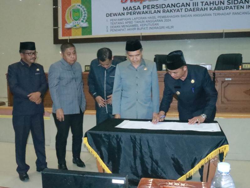 Pj Bupati Herman Bersama DPRD Sepakati Ranperda APBD Inhil Tahun  Anggaran 2024