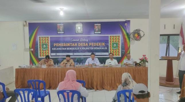 Disbun Bengkalis Serah Bantuan Bibit dan Saprodi Tanaman Kopi