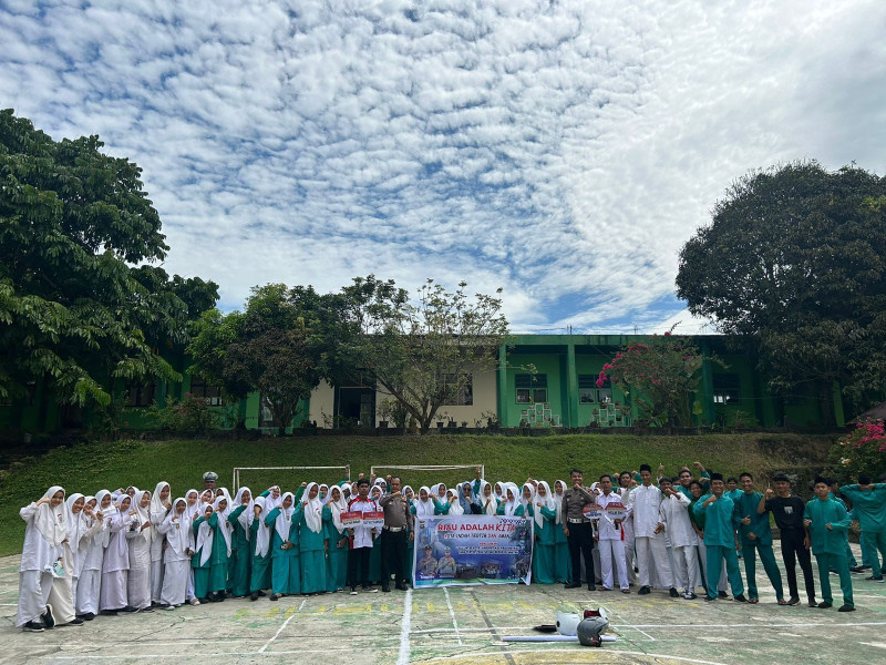 Sat Lantas Polres Rohul Giat Program Police Goes to School dan Mengajak Wujudkan Pilkada Damai