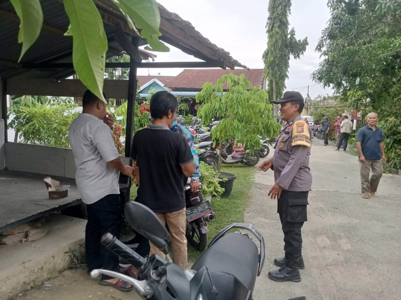 Gencarkan Giat Sambang, Polsek Pangkalan Kerinci Jaga Kamtibmas Jelang Pilkada