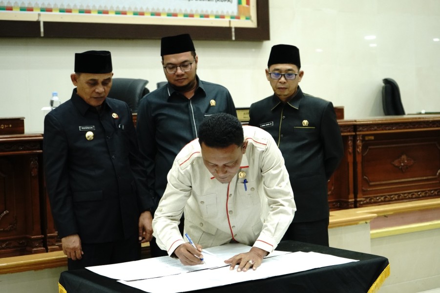 DPRD Inhil Gelar Paripurna Ke-17, Setujui Ranperda Pertanggungjawaban APBD 2024 dan Terima Nota KUPA-PPAS 2025