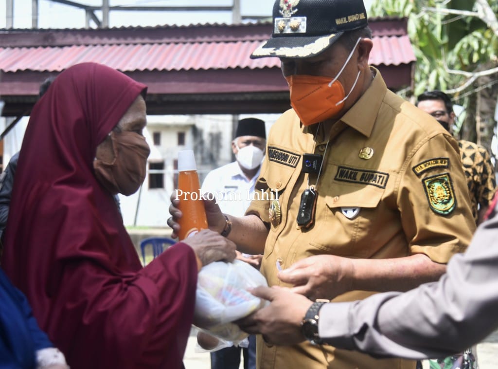 Bertabur Doorprize, Wabup Inhil Tinjau Vaksin Presisi di Tembilahan Hulu