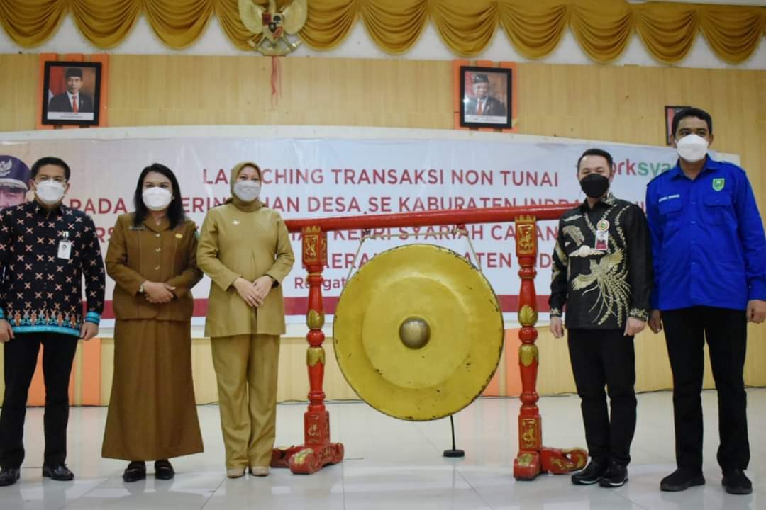 Bupati Rezita Buka Launching Transaksi Non Tunai di Pemerintahan Desa