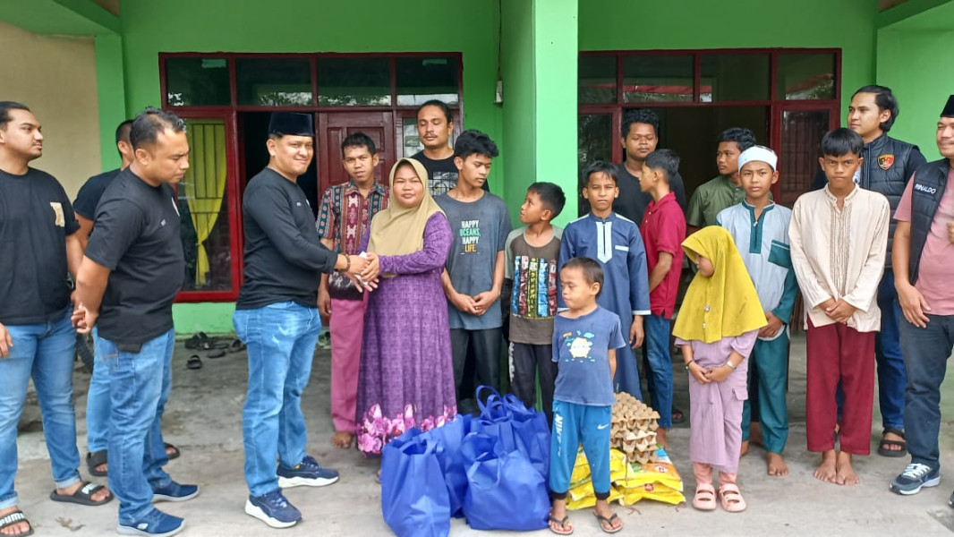 Jum'at Berkah Satres Narkoba Bengkalis Berbagi Sembako Dan Santuni Anak Yatim