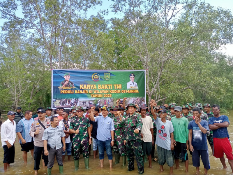 Cegah Abrasi Diwilayah Pesisir, Kodim 0314/Inhil Karya Bakti Tanam Mangrove