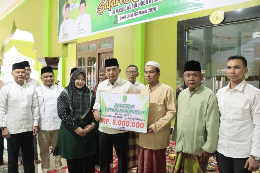 Safari Ramadan Hari Keempat di Batang Cenaku, Sekda Inhu Serap Aspirasi Warga