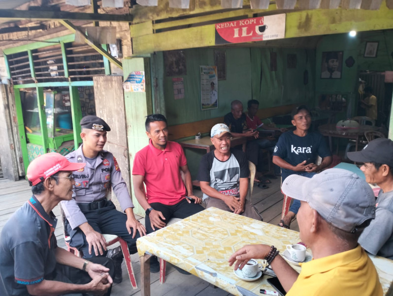 Hari Minggu, Personel Polsek Kuindra Tetap Turun Berikan Himbauan Kamtibmas dan Pilkada Damai