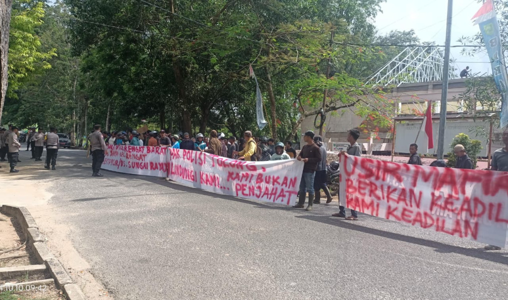 HGU Serobot Kebun Masyarakat, Puluhan Petani Sawit Unjuk Rasa ke Pemda Inhu