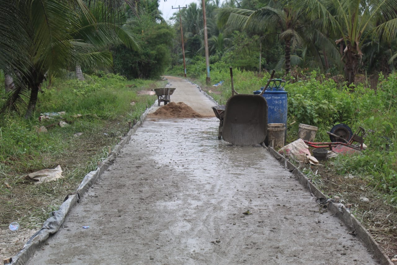 Pengerjaan Jalan Penghubung Antar Desa Program TMMD Inhil Sudah Selesai 100 Persen