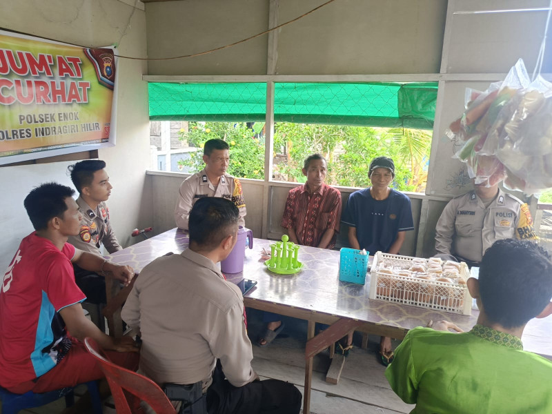 Jumat Curhat, Kapolsek Enok Tampung Aspirasi Masyarakat