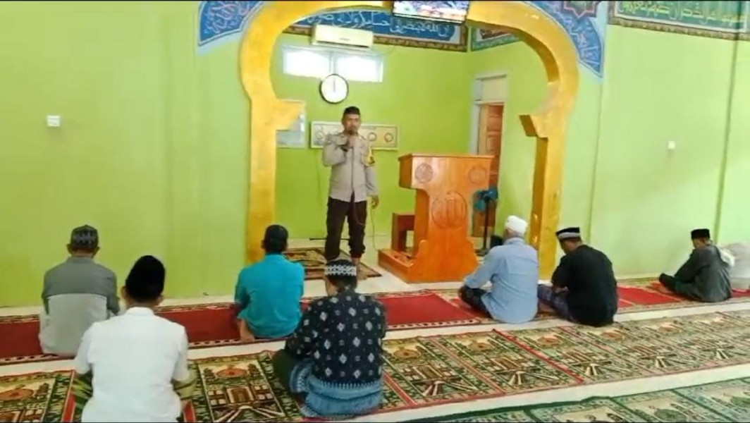 Polsek Peranap Imbau Jamaah Sholat Subuh Gunakan Hak Pilih