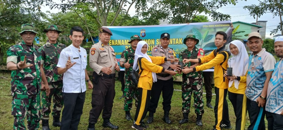 Peringati Hari Pohon Sedunia, Koramil 06/Kateman Ikuti Aksi Tanam Pohon